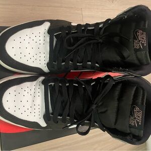 Jordan Retro 1 High Bleached Coral (stage haze)